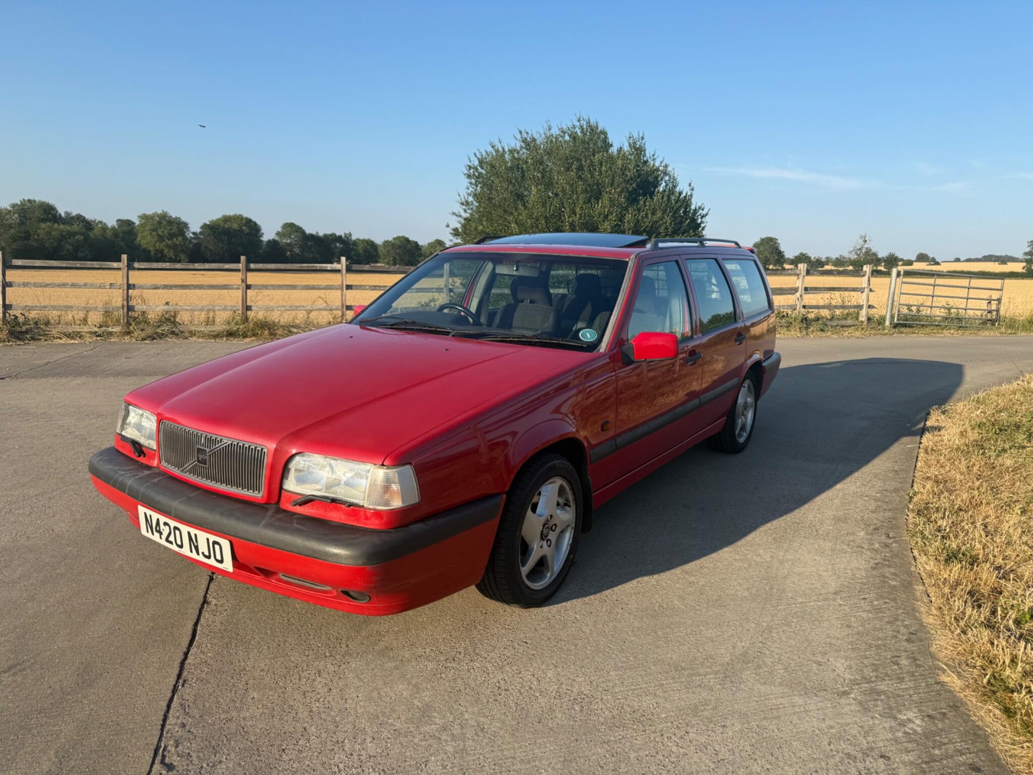 Volvo 850 2.5 20v GLT 5dr — photo 55 of 96